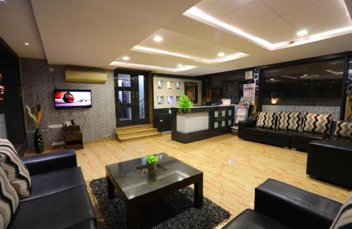 Coimbatore Hotel | Chetinaad Courtyard Gandhipuram by Centre Park