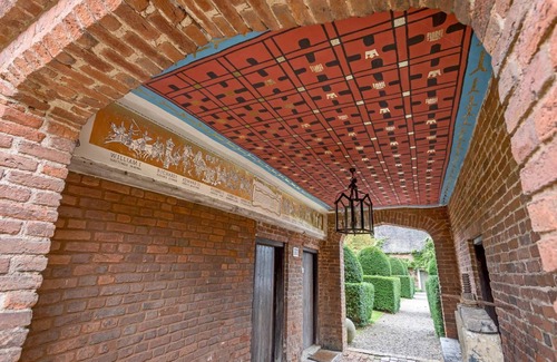 Upton Cressett Villa | Chevaliers Gatehouse
