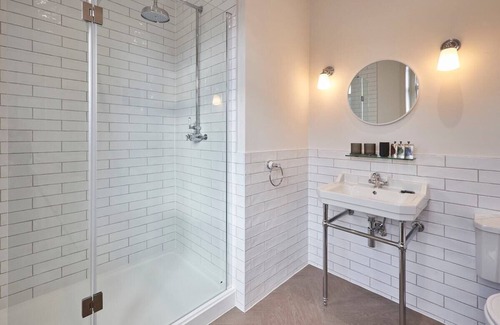 Wooler Apartment | Cheviot @ Arlington House Hotel