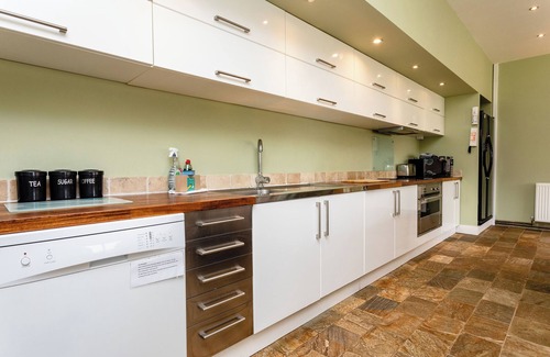 Old Bewick Cottage | CHEVIOT BARN, pet friendly, country holiday cottage in Chatton