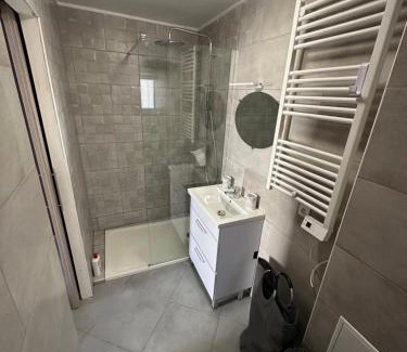 Sigean Apartment | CHEZ COCO ET HERVE rez-de-chaussée