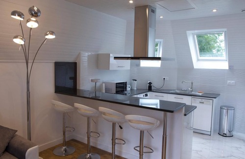 Ploudaniel Apartment | Chez Coriana, Mi Senor, Lesneven, Finistère Nord (floor 2, chez monica floor 1)