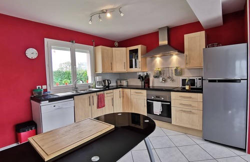 Guiler-sur-Goyen House | Chez DECKERVEILLANT Country house, near the sea (10 mn) and Quimper