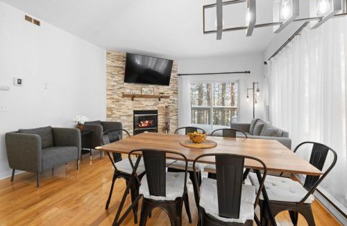 Mont-Tremblant House | Chez Dodo Chalet Tremblant 3bdrs condo with fireplace