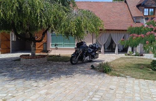 Bois-Herpin Bed & Breakfast | Chez Eric et Nath