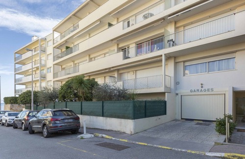 Cap-d'Antibes Apartment | Chez J-P - 100m beach 2-4pers terrace sea view pool garage