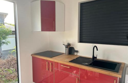 Le Moule Apartment | Chez Lulu - Jolie suite cosy avec kitchenette