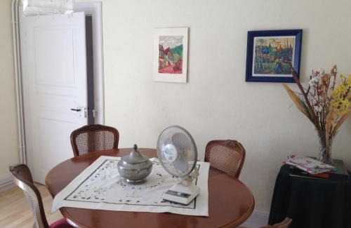 Le Bonhomme Apartment | Chez Michel