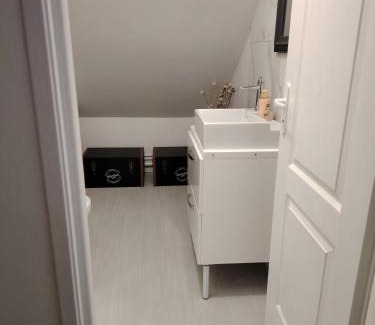 Montereau-Fault-Yonne Apartment | Chez NAT
