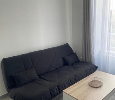 Nevers Apartment | Chez soi, ailleurs