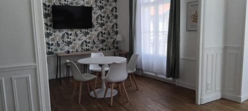 Hincmar Apartment | Chez Sparki - Centre ville REIMS