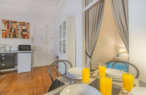 Encarnacao Apartment | Chiado Balcony Apartment
