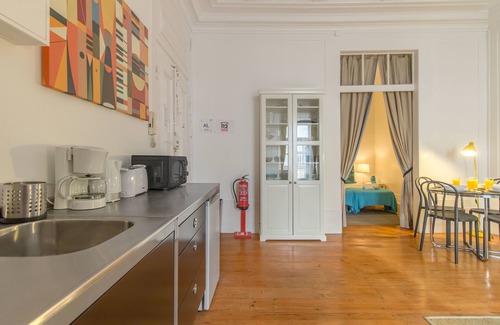 Encarnacao Apartment | Chiado Balcony Apartment