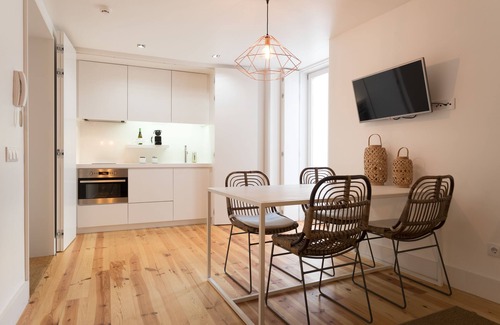 Misericordia Apartment | Chiado Studio and One-Bedroom Apartment - by LU Holidays