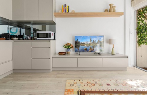 Rushcutters Bay Apartment | Chic 1-Bed with Patio & Pool in Rushcutters Bay