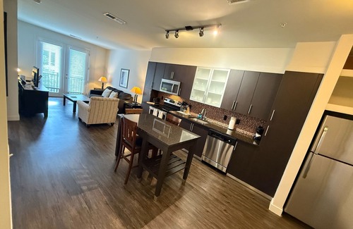 Radnor - Fort Myer Heights Apartment | Chic 1-bedroom apartment with fitness room, WiFi in enjoyable Arlington