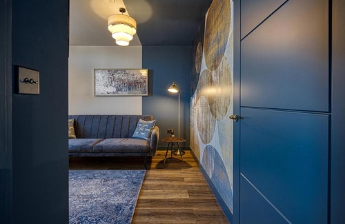 Southport Apartment | Chic 1 Bedroom Apartment in Southport
