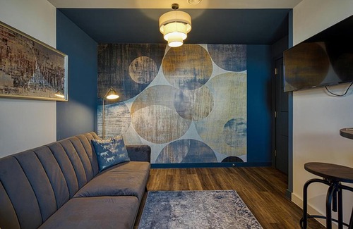 Southport Apartment | Chic 1 Bedroom Apartment in Southport
