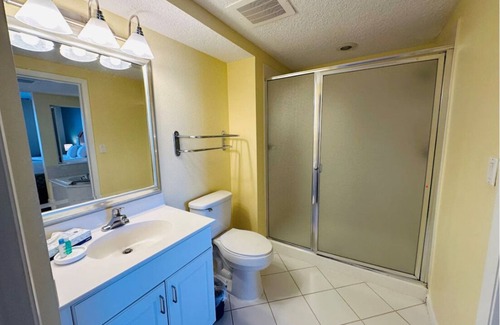 Brush - Stewarts Resort | Chic 1-bedroom Deluxe Suite in fabulous Daytona Beach!