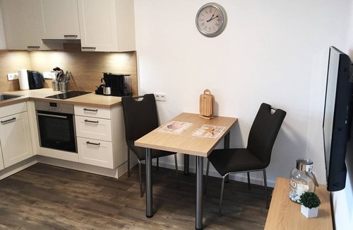 Borkum Hotel | Chic 1 BR on Borkum