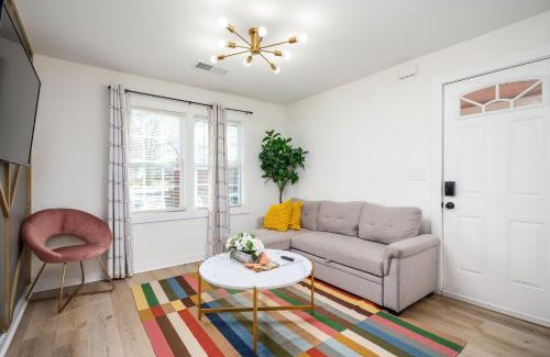 Sylvan Hills Apartment | Chic 1BD in Sylvan Hills Near Southside Beltline