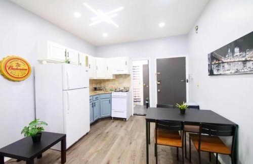 The Heights Apartment | Chic 1BR Apartment with Easy Access to NYC