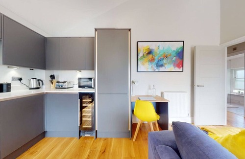Canton Apartment | Chic 1BR flat in Prime Location