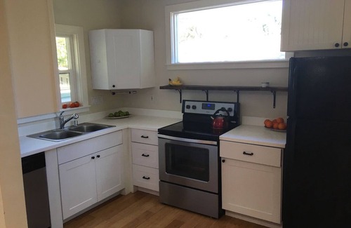 Silver Lake House | Chic 2BD House & Two Detached Guest Cottages, Patios, Views, Walk to All