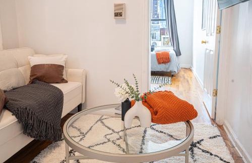 Upper East Side Apartment | Chic 2BD Upper East Side Retreat