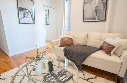 Upper East Side Apartment | Chic 2BD Upper East Side Retreat