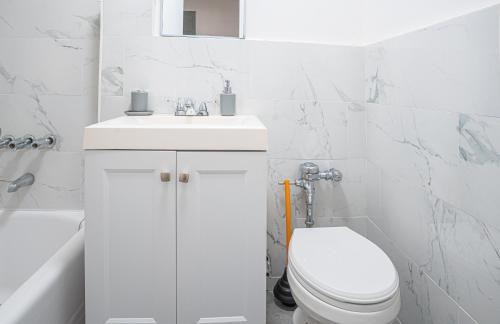 Upper East Side Apartment | Chic 2BD Upper East Side Retreat