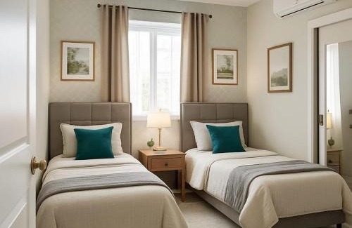 Discovery Bay Villa | Chic 2BDR Oceanview Escape, Pool & Beach Access