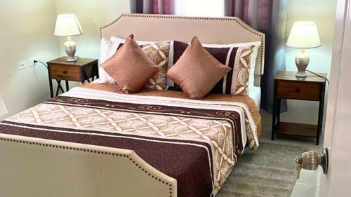Discovery Bay Villa | Chic 2BDR Oceanview Escape, Pool & Beach Access