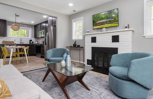 Stevensville House | Chic 3 BR/2 BA Cottage Near Chesapeake Bay