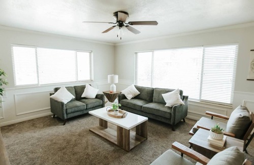 Lakeview House | Chic 3-BR Retreat: Your Home Away