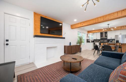 Church Street House | Chic 3BR Bungalow with Screened Porch & Patios