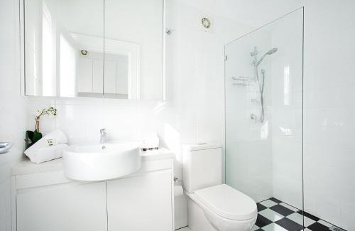 Lewisham Apartment | Chic and Characterful Studio Apartment