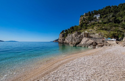 Martina Apartment | Chic and Cozy Brsec Apartment with Sea View - Two Bedroom Apartment with Sea View