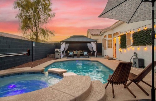 North Las Vegas House | Chic and Modern 3BD Home with Pool & Pool Table