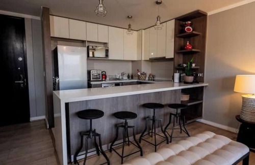 Apoquindo Apartment | Chic Andes-Mountains-View Apartment 1BR +1 Office +2 Bath Rooms
