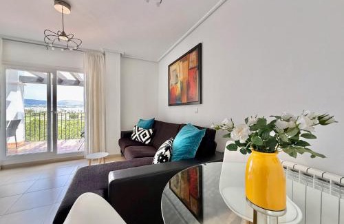 Jeronimo y Avileses y Balsicas de Arriba Apartment | Chic apartment with lovely terrace, pool & golf view