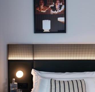 Centro / Baixa Hotel | chic&basic Gravity