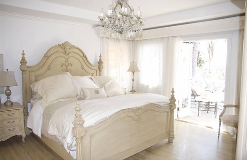 South Laguna House | Chic Beach House on quiet street with pool & ocean views ...short walk to beach