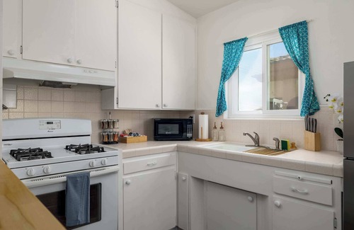 Point Loma Condo | Chic Beach Retreat - Newly Furnished 1BR in Ocean Beach!