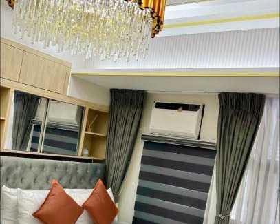 Pinagsama Apartment | Chic BGC Stay - Hotel Vibes
