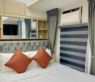 Pinagsama Apartment | Chic BGC Stay - Hotel Vibes