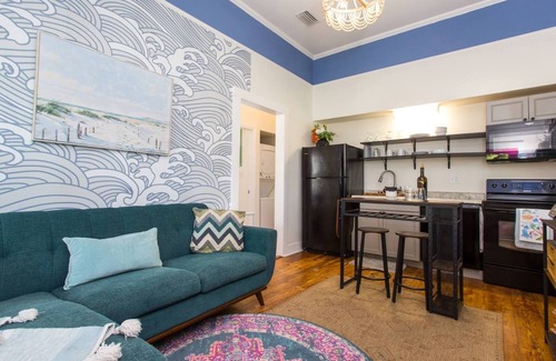 Old East Hill House | Chic & Central/Less than a 10-minute drive to Pensacola Beach!