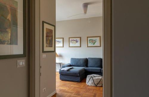 Porta Tenaglia Apartment | Chic Central - Milan Gem