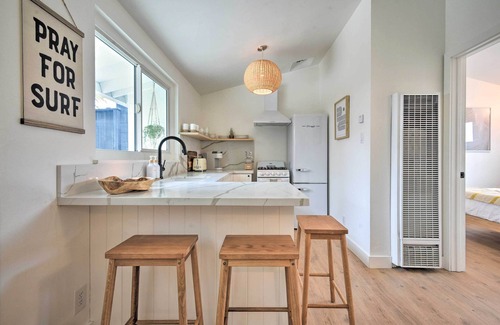 Pierpont Bay Cottage | Chic & Central Ventura Home - Walk to Beach!