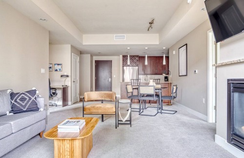 Cherry Creek Apartment | Chic Cherry Creek 2BR w/ Gym & Dog Park, 2 blocks to Mall, by Blueground